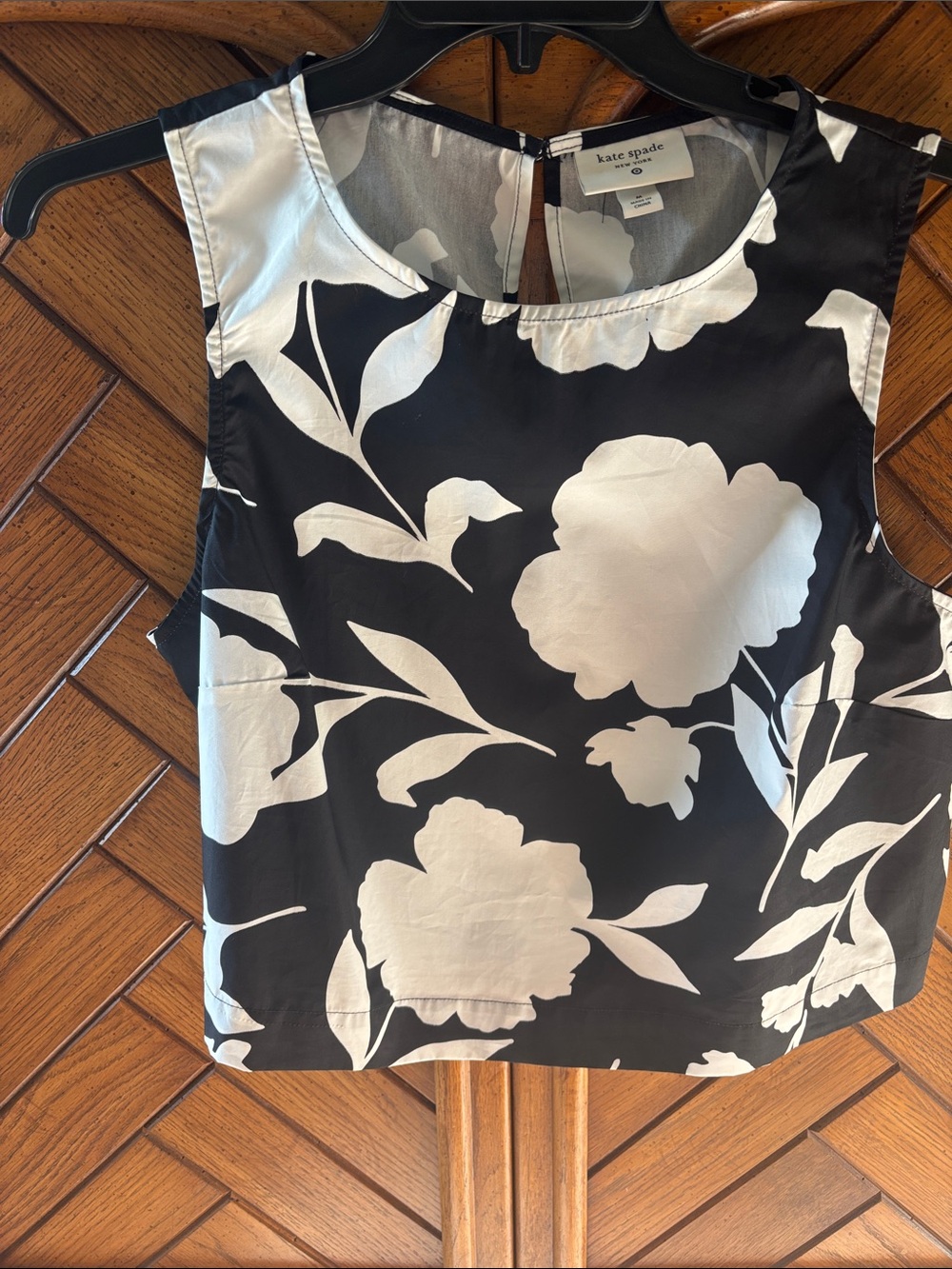 kate spade Black & White Floral Sleeveless Shell Top